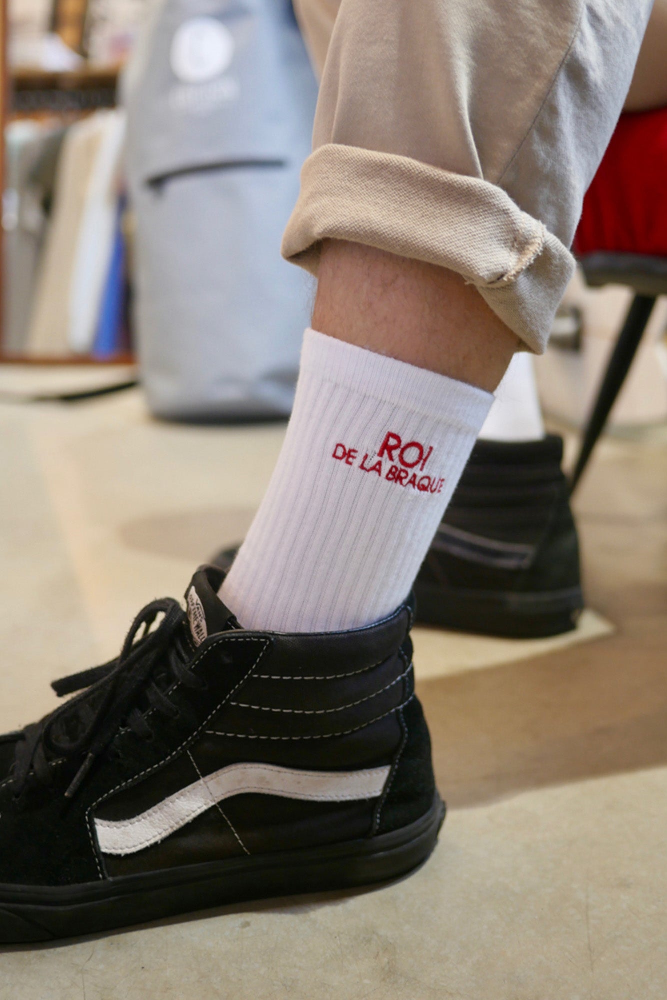 chaussettes-blanches-roi-de-la-braque-chipiron-surfboards