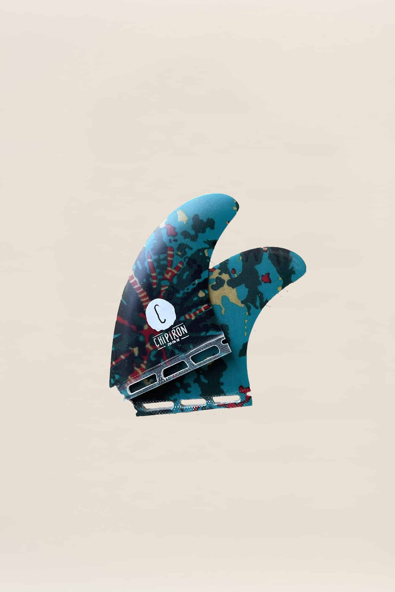 derive_twin_perf_bleu_et_rouge_chipiron_surfboards_hossegor