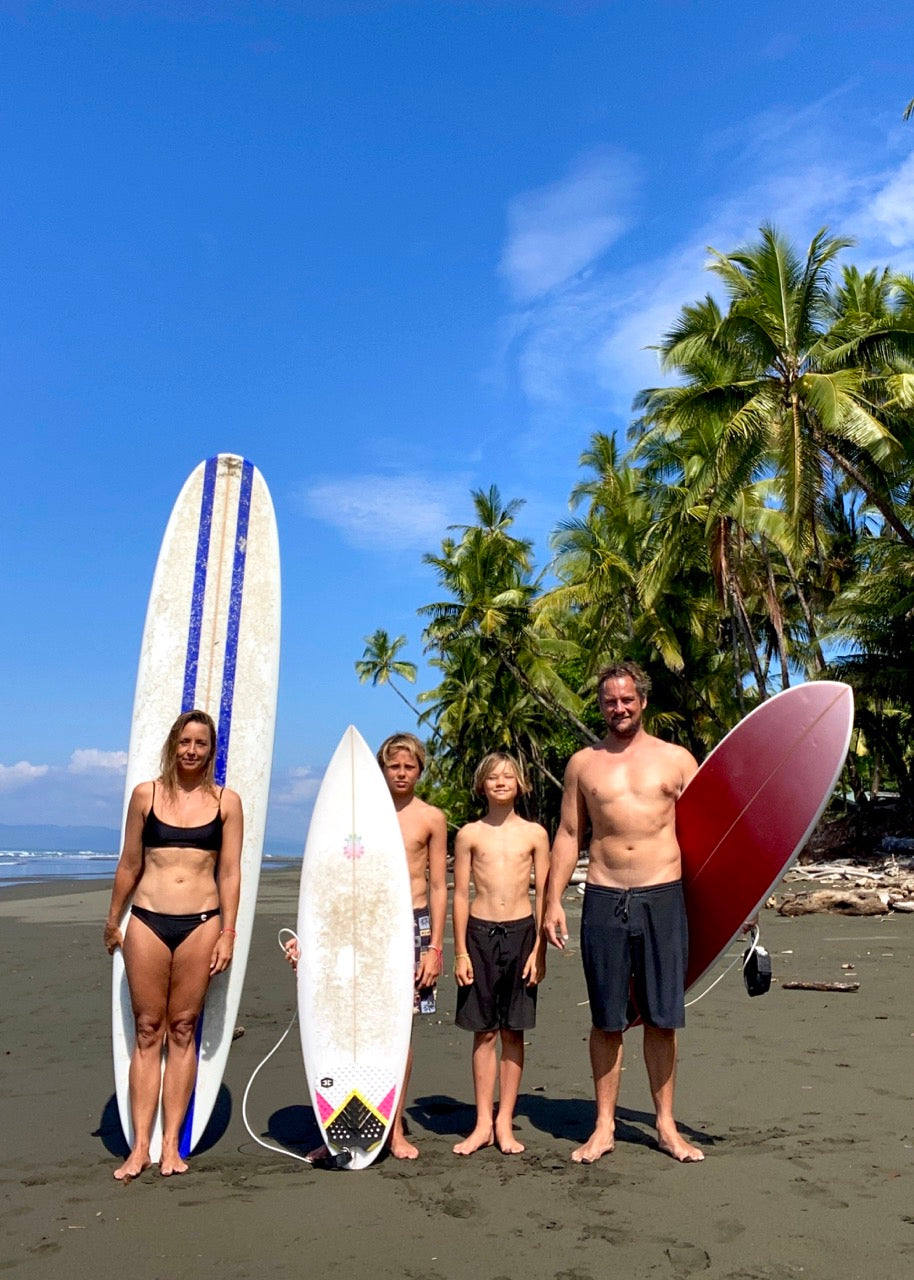 chipiron-family-costa-rica - Grande.jpeg__PID:7357948a-6f1c-45f8-a67f-3b24203242e6